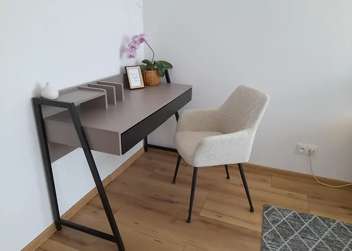 Idea Wacyn 2 Z Miejscem Parkingowym 拉多姆